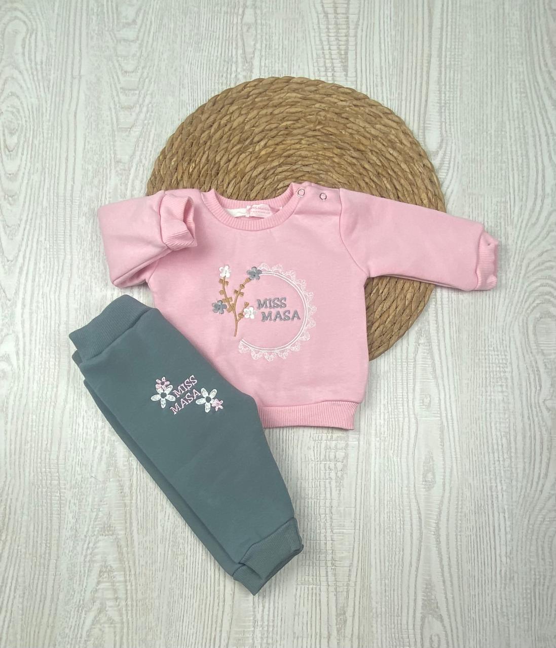 طقم شتوي ميلتون بناتي مكون من قطعتين miss masa🤍🤍