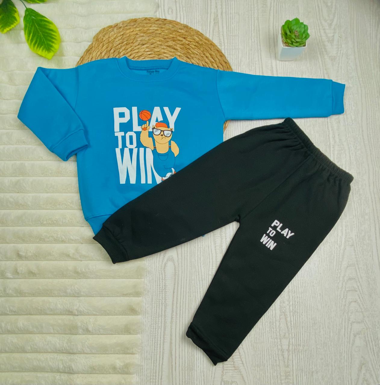 طقم اولادي وبناتي شتوي خامه ميلتون مكون من قطعتين play to me🩵💚