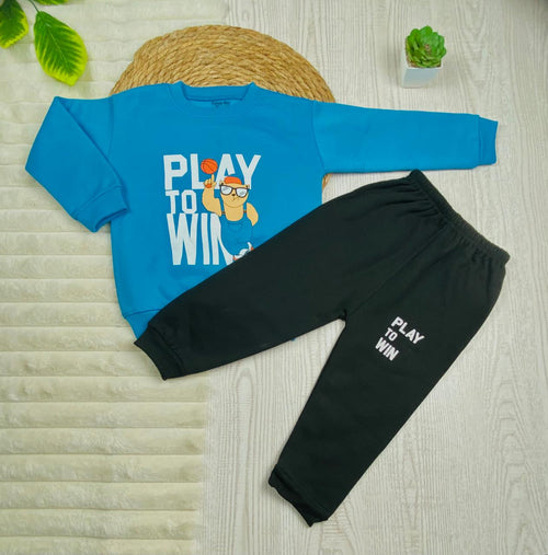 طقم اولادي وبناتي شتوي خامه ميلتون مكون من قطعتين play to me🩵💚