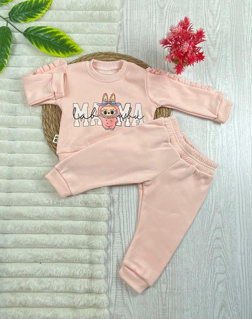 طقم بناتي شتوي خامه ميلتون مكون من قطعتين رسمة لبوبو❤️💞