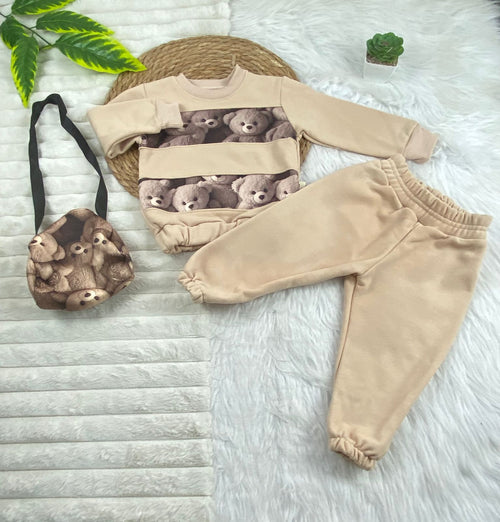 طقم اطفال شتوي خامه ميلتون مكون من 3 قطع مبطن من الداخل رسمة دبدوب🤍💙