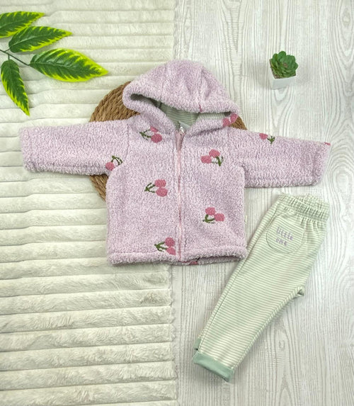 بيجامه فرو مبطنه اولادي وبناتي ماركه فاني باني مكونه من قطعتين fruites🤍🤍