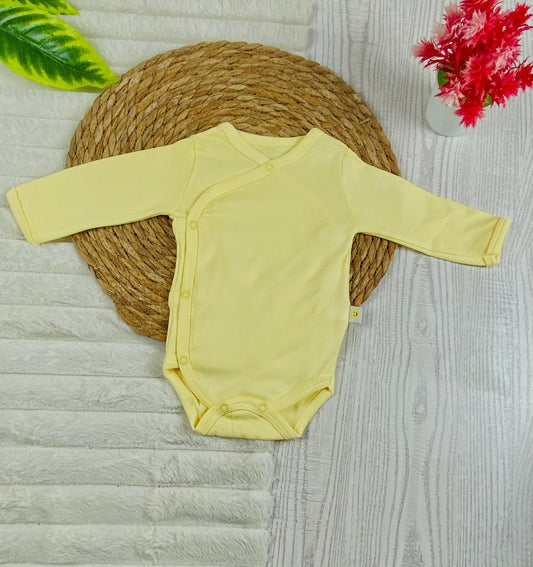 شايه قطن 100%  بكم اولادي وبناتي ملون حديث ولاده خامه ناعه🩷🤍