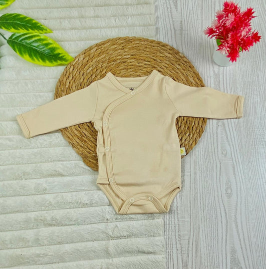 شايه قطن 100%  بكم اولادي وبناتي ملون حديث ولاده خامه ناعه🩷🤍