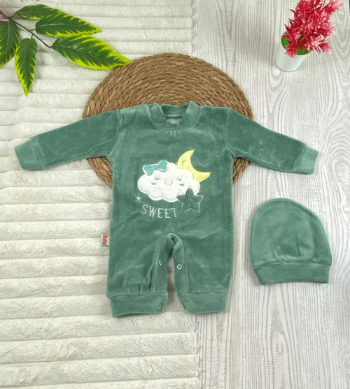 سالوبيت شتوي قطيفه مكون من قطعتين رسمة هلال ونجمه وسحابة  🩷❤️