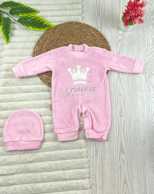 سالوبيت شتوي قطيفه اولادي وبناتي مكون من قطعتين رسمة التاج  🩷❤️