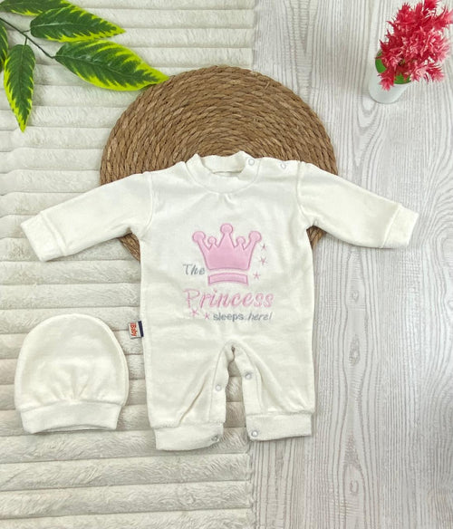 سالوبيت شتوي قطيفه اولادي وبناتي مكون من قطعتين رسمة التاج  🩷❤️