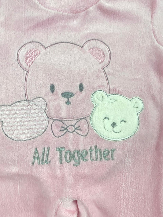 سالوبيت شتوي قطيفه اولادي وبناتي مكون من قطعتين all together  🩷❤️