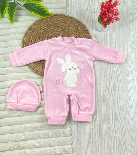 سالوبيت شتوي قطيفه اولادي وبناتي مكون من قطعتين رسمة ارنب  🩷❤️