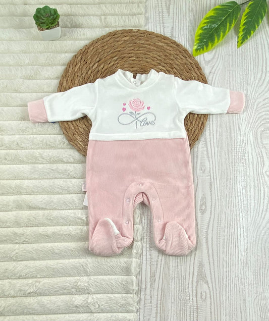 سالوبيت شتوي قطيفه بناتي مبطن من الداخل رسمة ورده🩷❤️