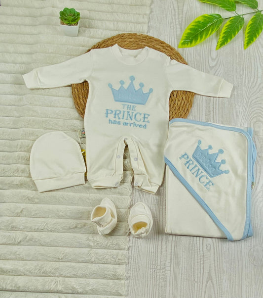 طقم مستشفي قطن 100% مكون من اربع قطع رسمة تاج 🩷💙🖤