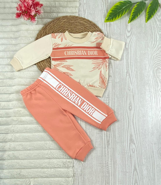 طقم اولادي وبناتي شتوي خامه ميلتون مكون من قطعتين chrisrian ❤️🤍