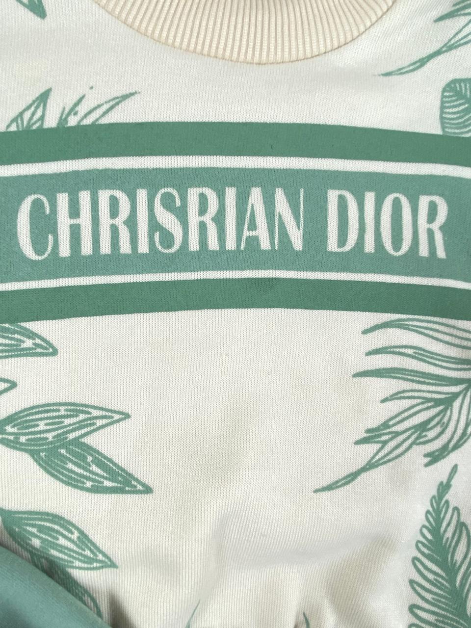 طقم اولادي وبناتي شتوي خامه ميلتون مكون من قطعتين chrisrian ❤️🤍