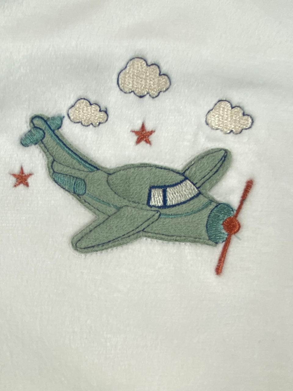 بيجامه اولادي و بناتي شتوي قطيفه مبطنه من الداخل ف مكون من قطعتين رسمة طياره🤍🩷