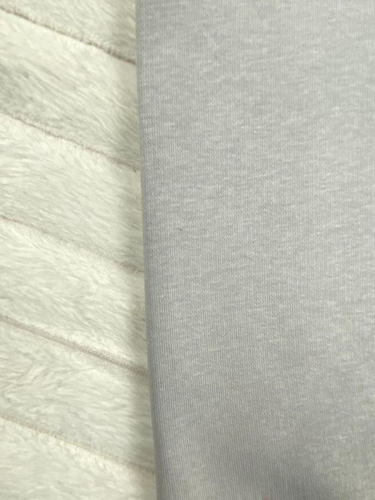 طقم شتوي ميلتون بناتي مكون من قطعتين رسمة ورد مبطن من الداخل🩷🤍