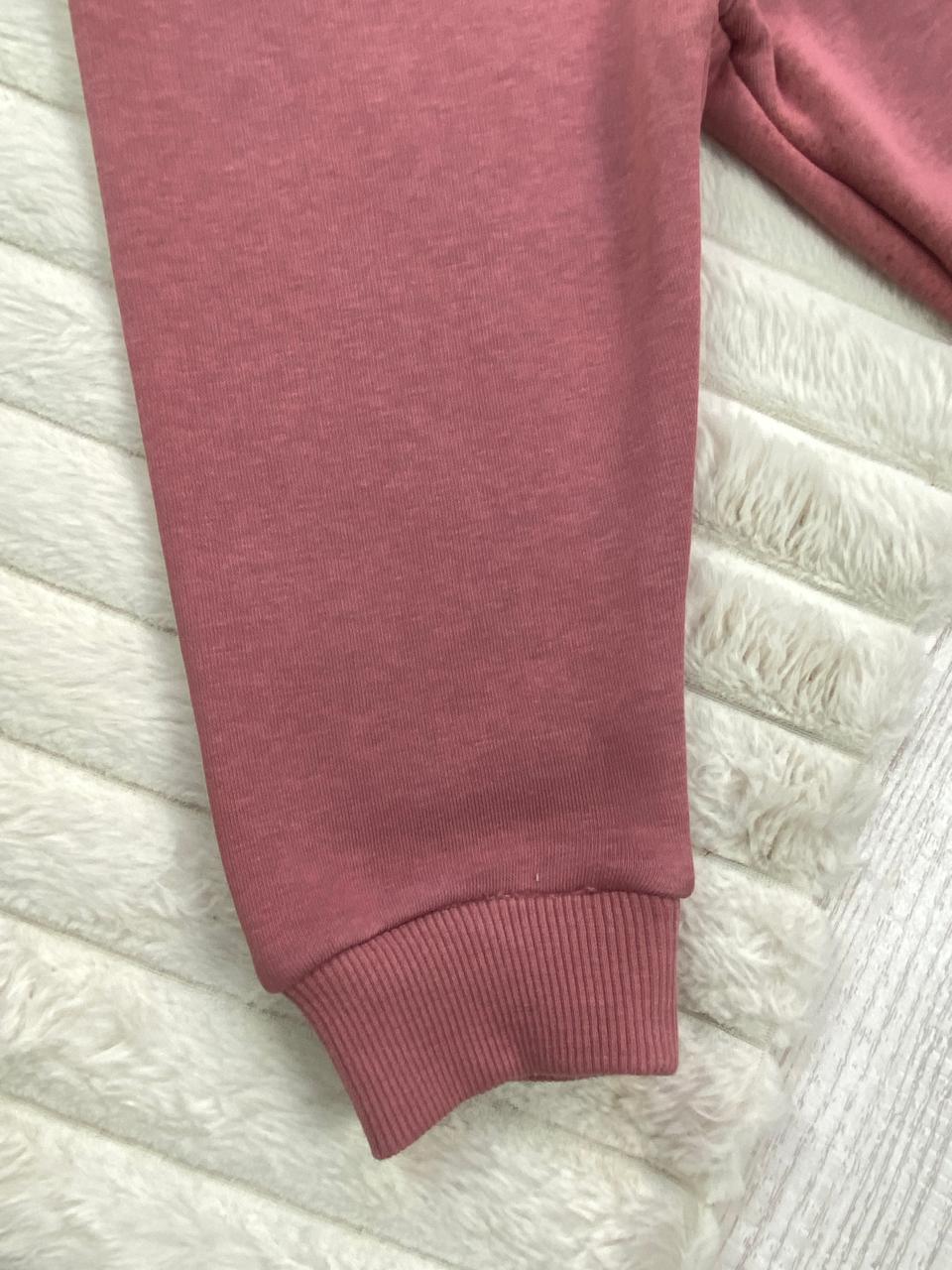 طقم شتوي ميلتون بناتي مكون من قطعتين رسمة بنت بنضاره مبطن من الداخل🩷🤍