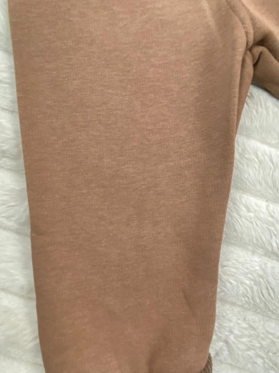 طقم شتوي ميلتون اولادي وبناتي مكون من قطعتين  مبطن من الداخل🩷🤍