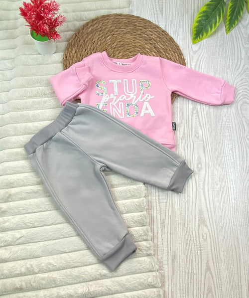 طقم بناتي شتوي خامه ميلتون مبطن من الداخل مكون من قطعتين STUP ENDA❤️🤍