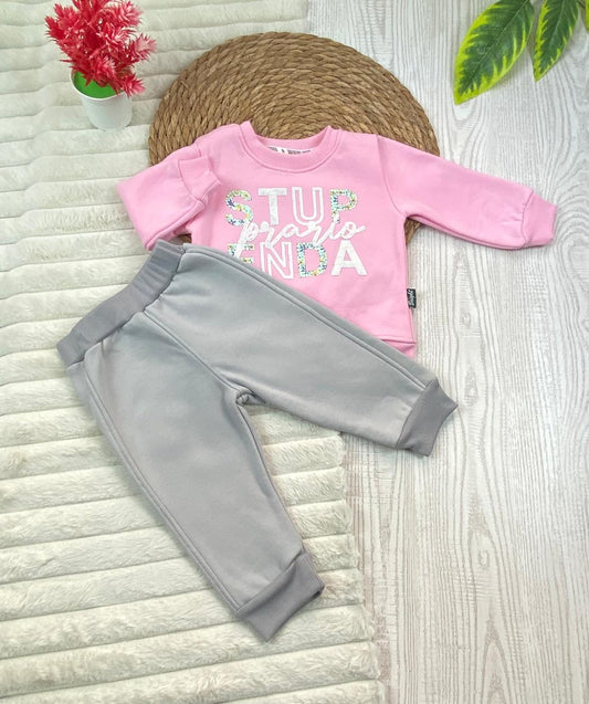 طقم بناتي شتوي خامه ميلتون مبطن من الداخل مكون من قطعتين STUP ENDA❤️🤍