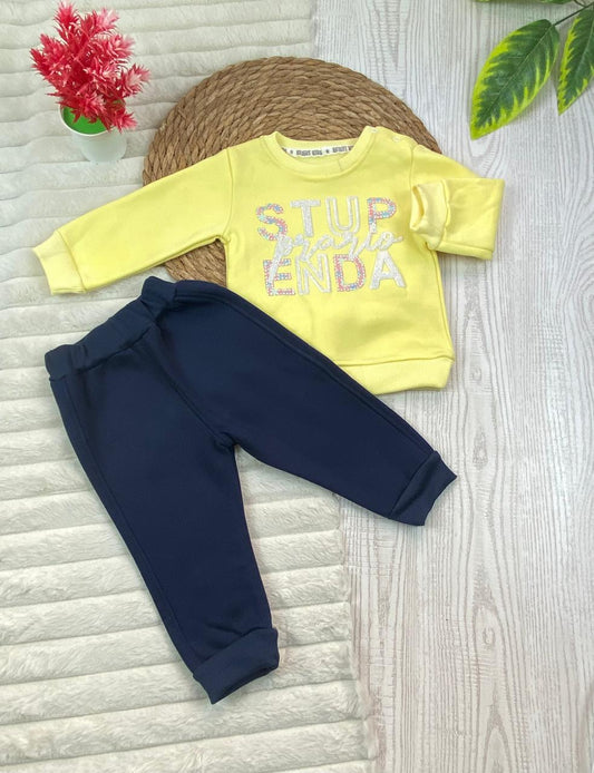 طقم بناتي شتوي خامه ميلتون مبطن من الداخل مكون من قطعتين STUP ENDA❤️🤍