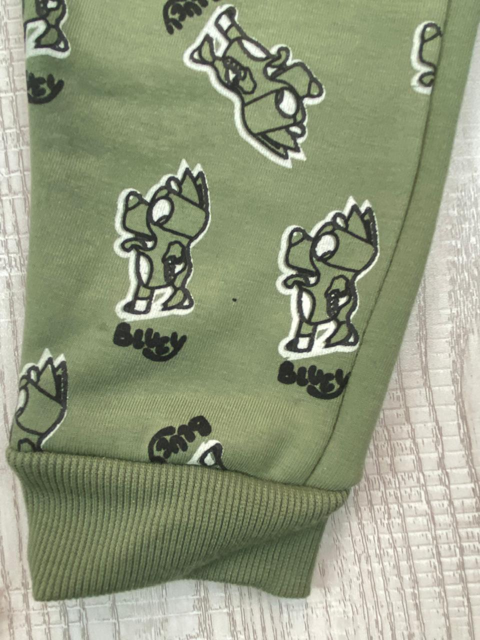 طقم اولادي بناتي شتوي خامه ميلتون مكون من قطعتين مبطن من الداخل BLUEY❤️🤍