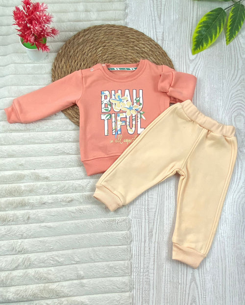 طقم بناتي شتوي خامه ميلتون مكون من قطعتين مبطن من الداخل BUAU TIFUL ❤️🤍