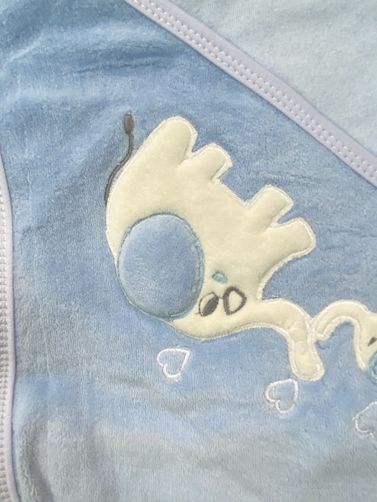 طقم مستشفي قطيفه 100% مكون من اربع قطع رسمة الفيل  🩷💙🖤