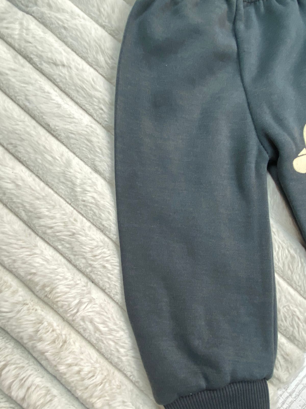 طقم اولادي وبناتي شتوي خامه ميلتون مكون من قطعتين shekho roady to play ❤️🤍