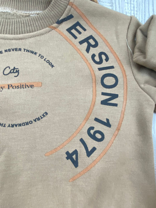 طقم اولادي شتوي خامه ميلتون مبطنه من الداخل مكون من قطعتين version 1974  🤍🤍