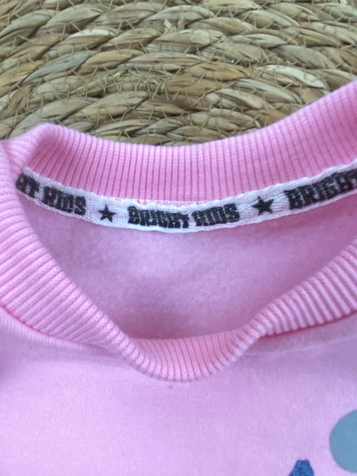 طقم بناتي شتوي خامه ميلتون مكون من قطعتين مبطن من الداخل good girl❤️🤍