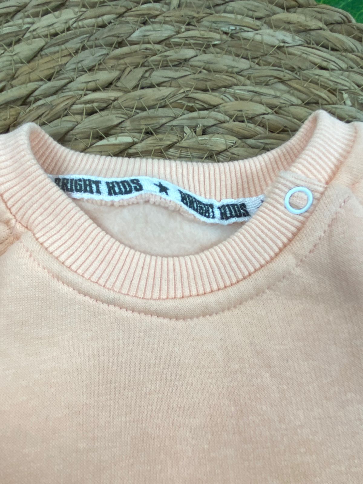 طقم بناتي شتوي خامه ميلتون مكون من قطعتين مبطن من الداخل little princess❤️🤍