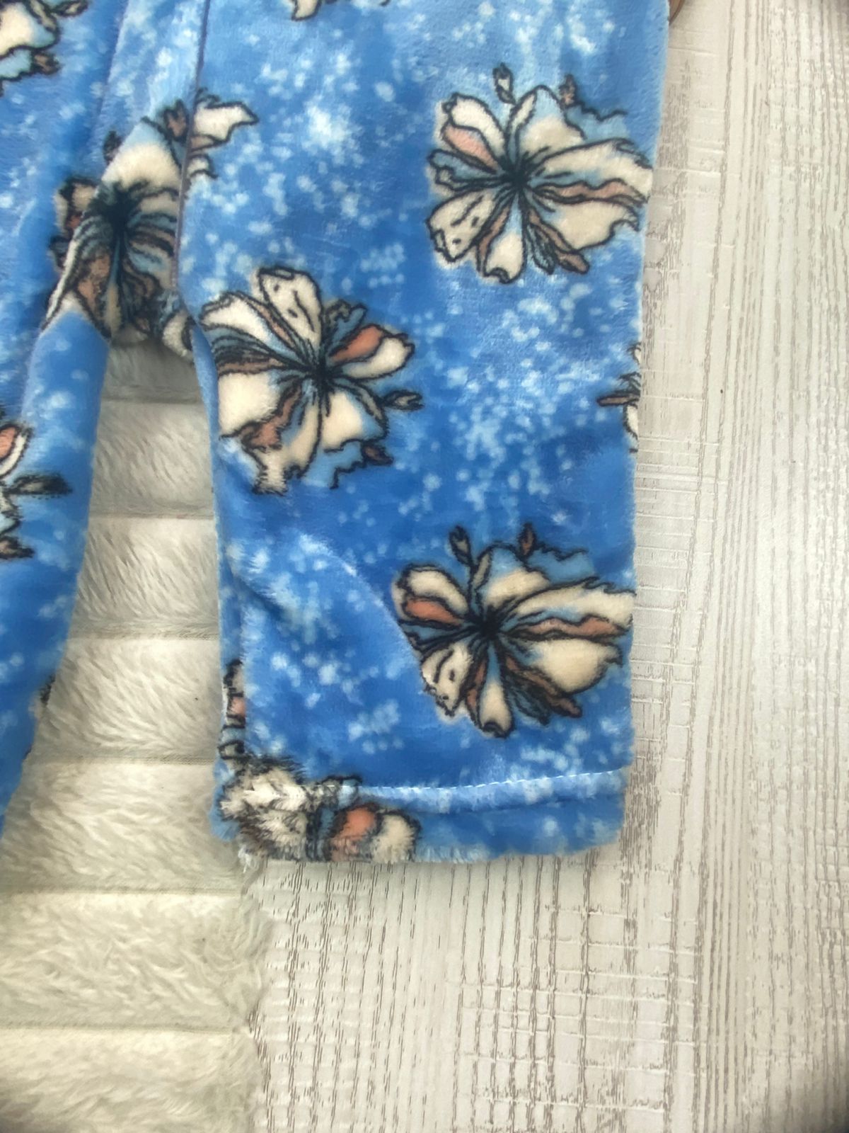 سالوبيت فرو اولادي وبناتي مبطن من الداخل رسمة فراشه ❤️😍