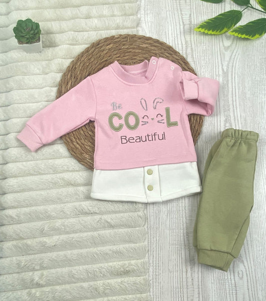 طقم شتوي ميلتون بناتي مكون من قطعتين be cool beautiful🩷🤍