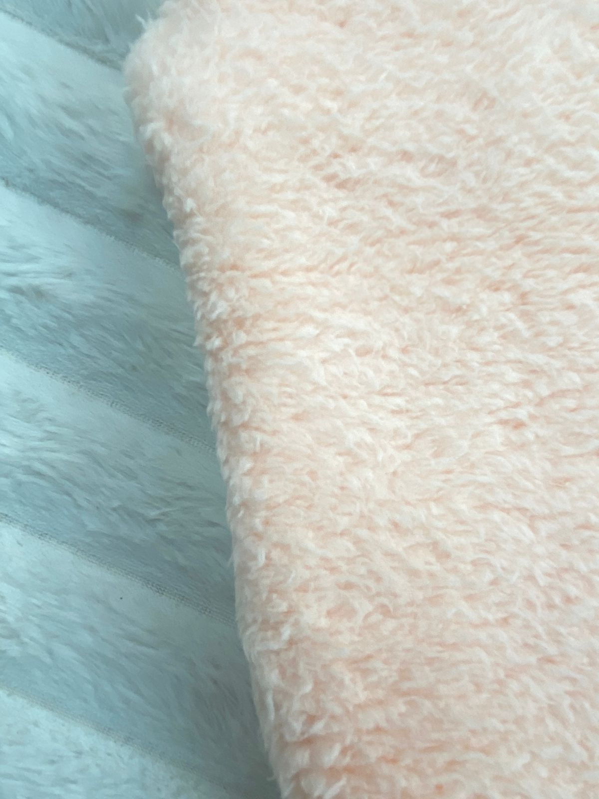 بيجامه فرو اولادي وبناتي خامه روعه مبطن من الداخل رسمة دب😍🤍