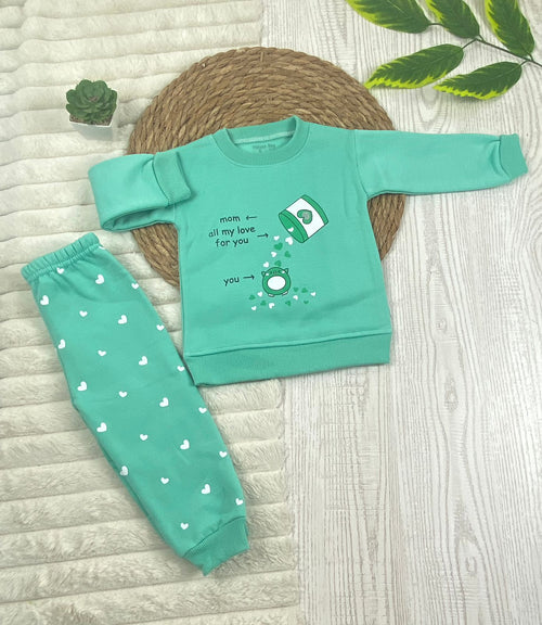طقم بناتي شتوي خامه ميلتون مكون من قطعتين رسمة mom all my love 🤍🤍