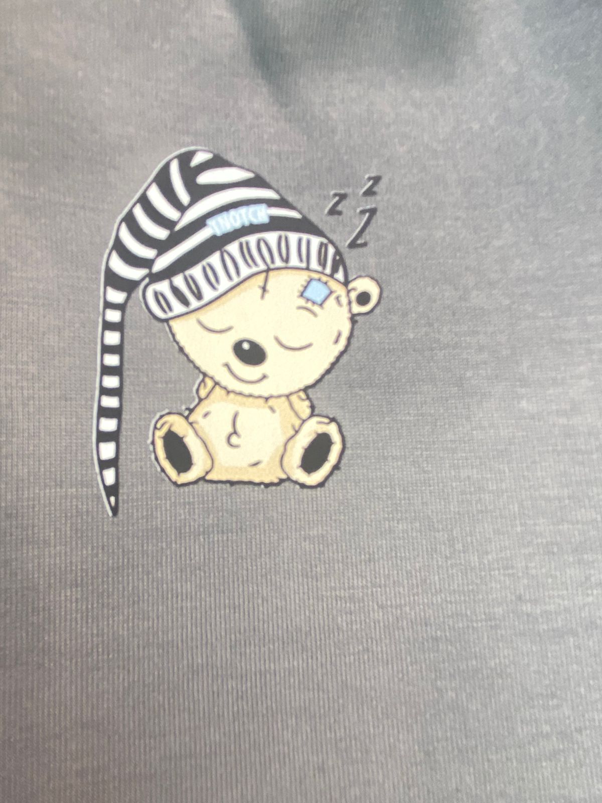 طقم اولادي وبناتي شتوي خامه ميلتون مكون من قطعتين رسمة TNOICH 🤍🤍