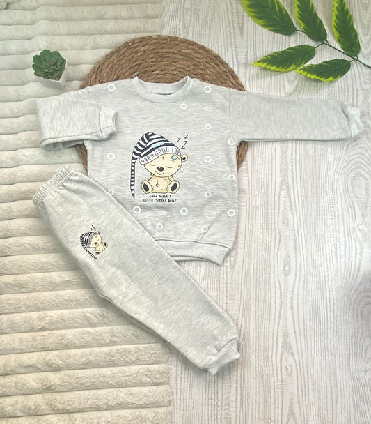 طقم اولادي وبناتي شتوي خامه ميلتون مكون من قطعتين رسمة TNOICH 🤍🤍