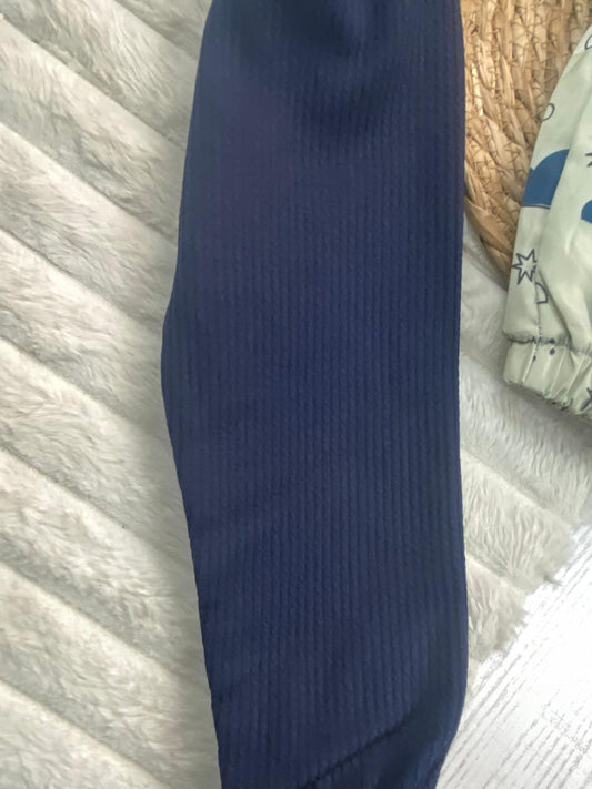 طقم خروجي اولادي وبناتي مكون من 3 قطع بجاكيت وتربووف مبطن من الداخل رسمة سحاب 💞❤️