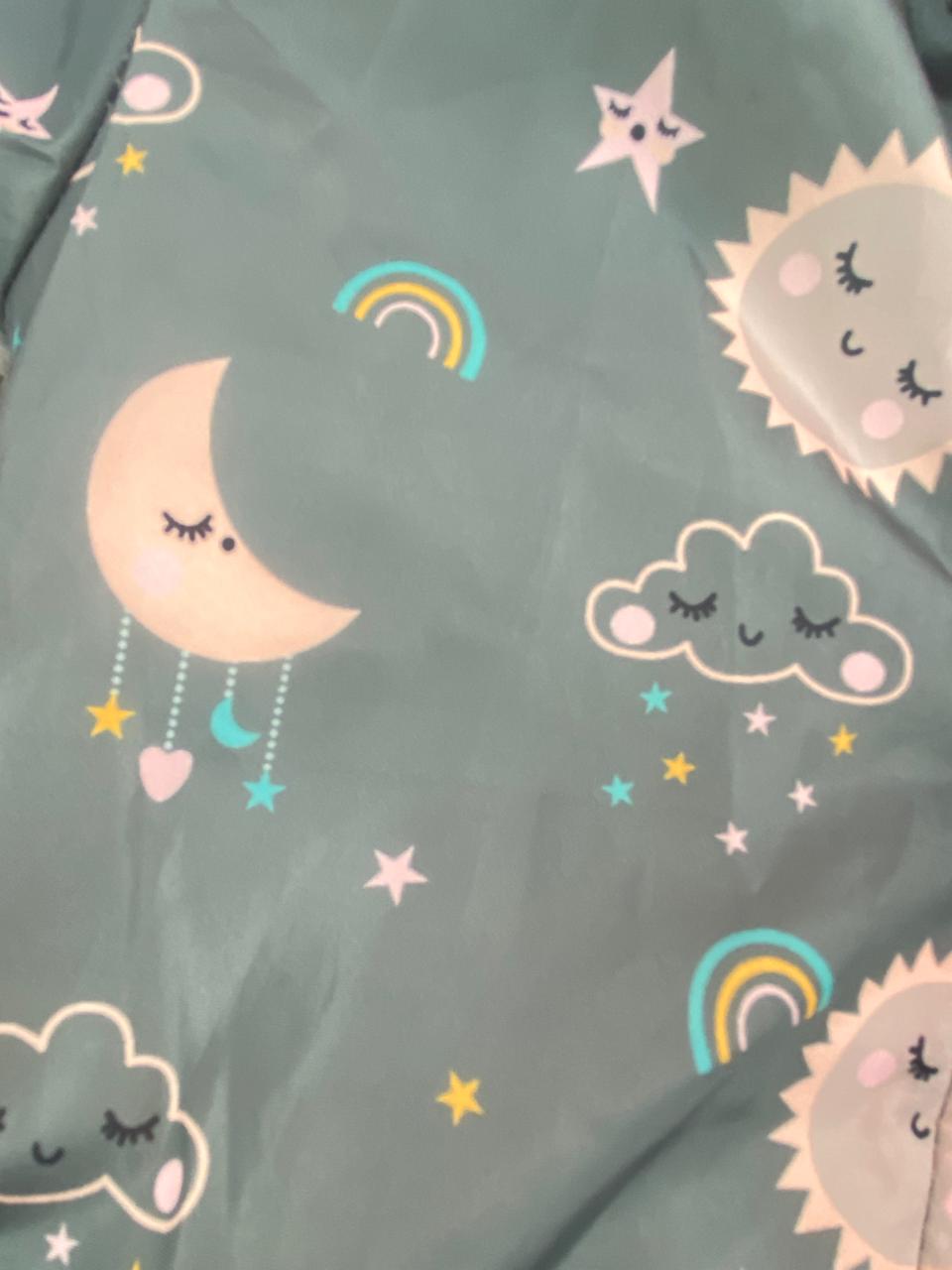 طقم خروجي اولادي وبناتي مكون من 3 قطع بجاكيت وتربووف مبطن من الداخل رسمة هلال 💞❤️