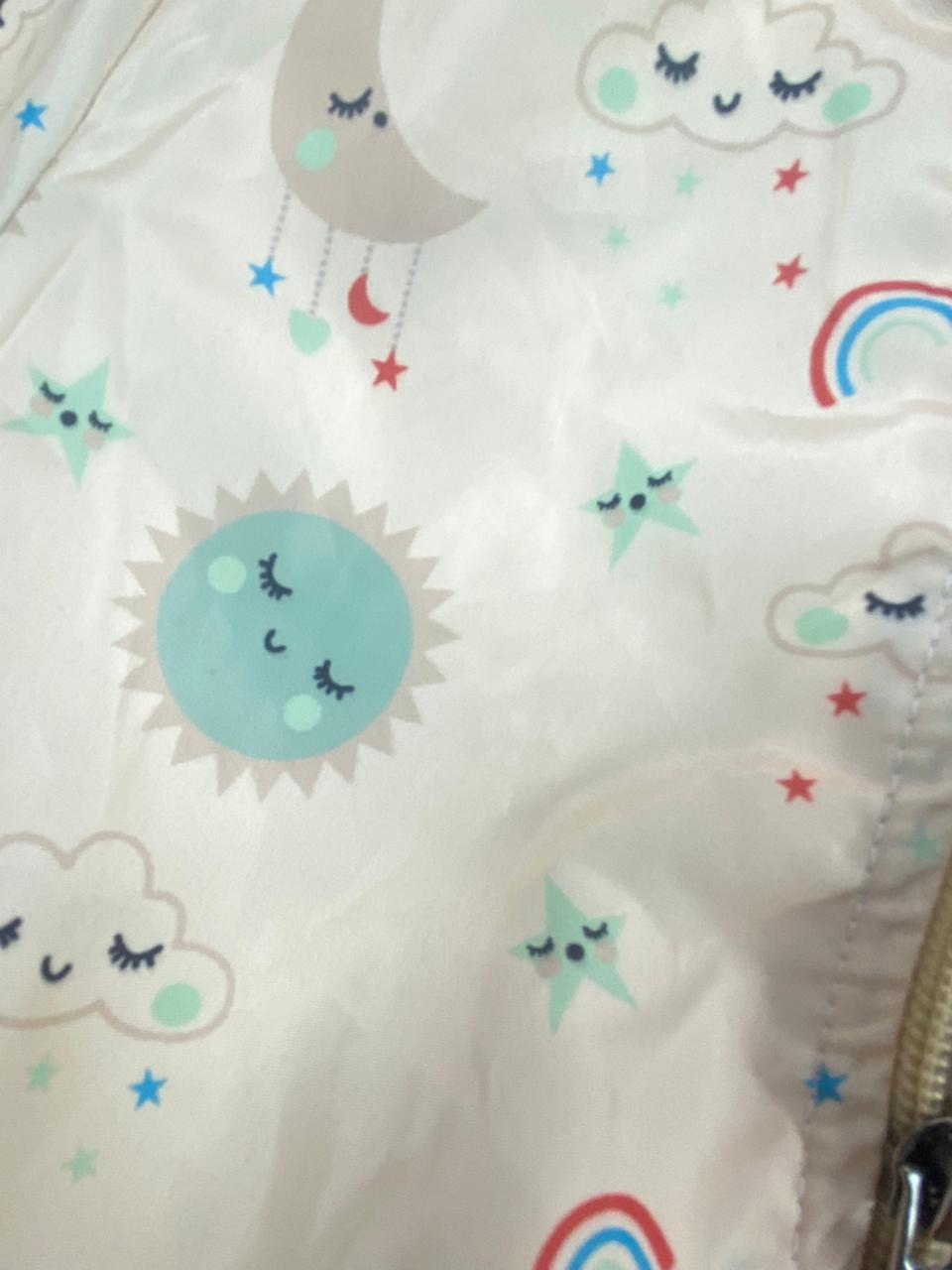 طقم خروجي اولادي وبناتي مكون من 3 قطع بجاكيت وتربووف مبطن من الداخل رسمة هلال 💞❤️