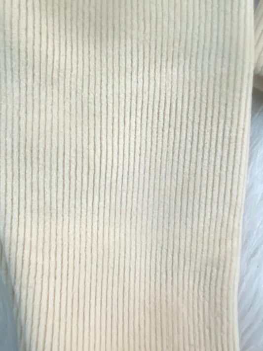 بيجامه قطيفه مسحب بناتي مكونه من قطعتين مبطن من الداخل رسمة ورده 🤍🩷