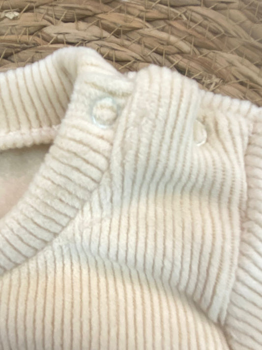 بيجامه قطيفه مسحب بناتي مكونه من قطعتين مبطن من الداخل rose🤍🩷