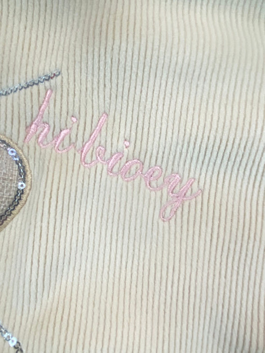 بيجامه قطيفه مسحب بناتي مكونه من قطعتين مبطن من الداخل رسمة وردة 😍😍