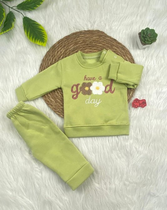 طقم شتوي ميلتون بناتي مكون من قطعتين مبطن من الداخل good day🩷🤍