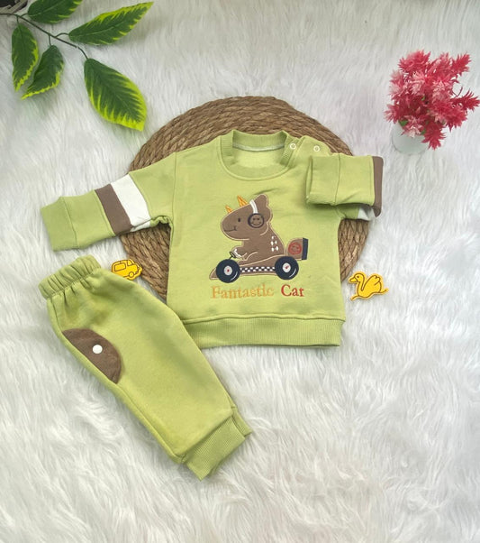 طقم شتوي ميلتون اولادي وبناتي مكون من قطعتين مبطن من الداخل fantastic car🩷🤍