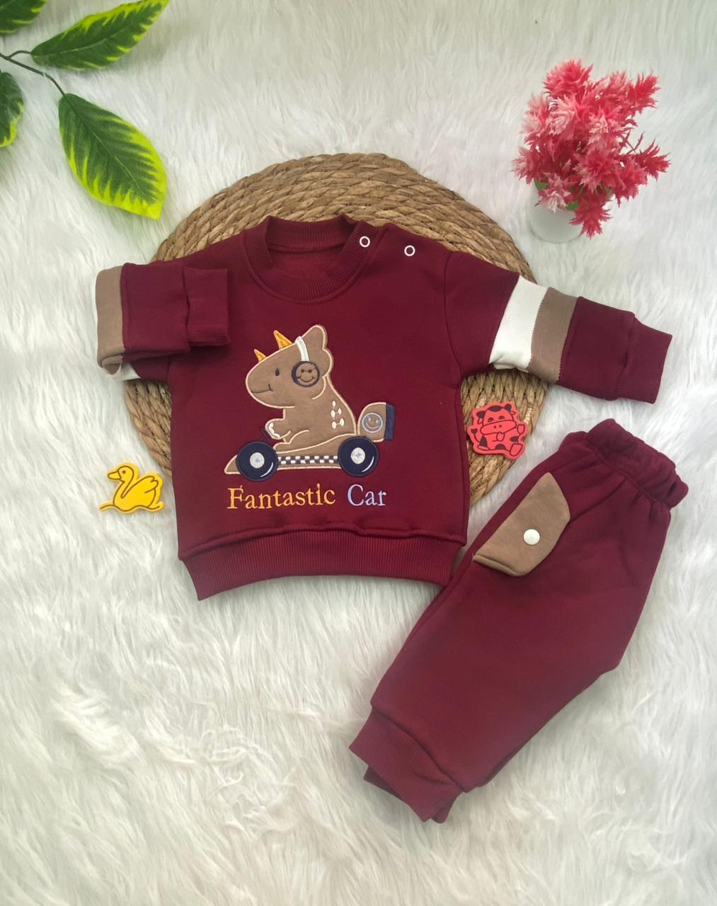 طقم شتوي ميلتون اولادي وبناتي مكون من قطعتين مبطن من الداخل fantastic car🩷🤍