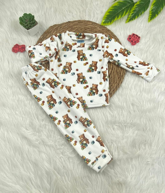 طقم تدفئه اولادي وبناتي خامه قطيفه ناعمه 🤍🤍