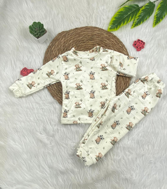 طقم تدفئه اولادي وبناتي خامه قطيفه ناعمه 🤍🤍