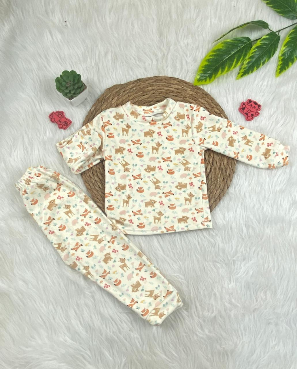 طقم تدفئه اولادي وبناتي خامه قطيفه ناعمه 🤍🤍