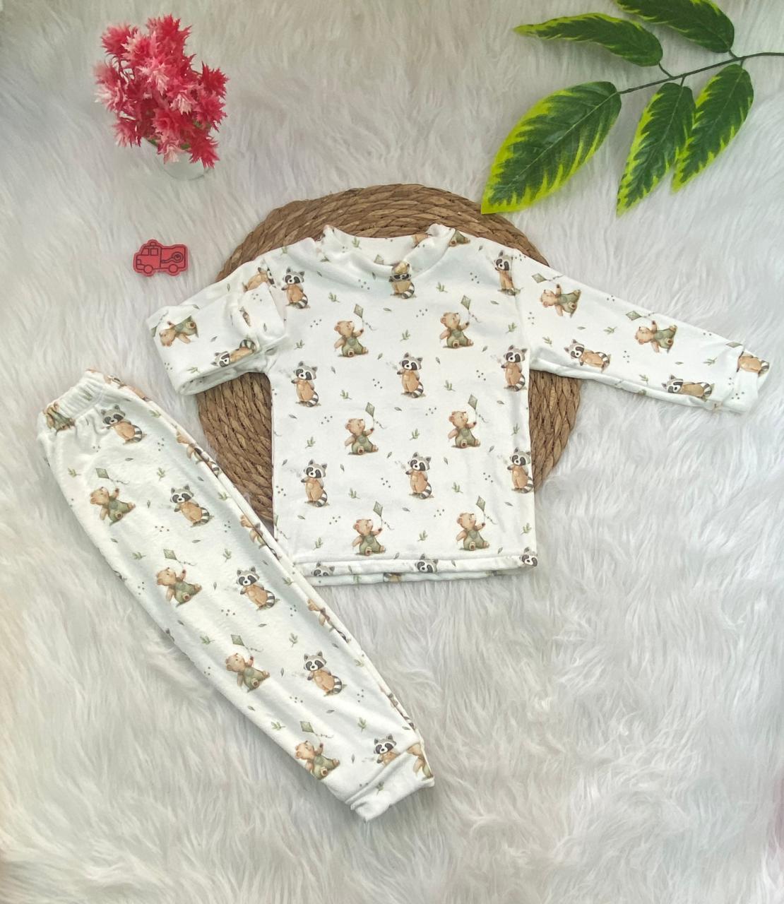 طقم تدفئه بناتي واولادي خامه قطيفه ناعمه مبطن من الداخل  😍❤️